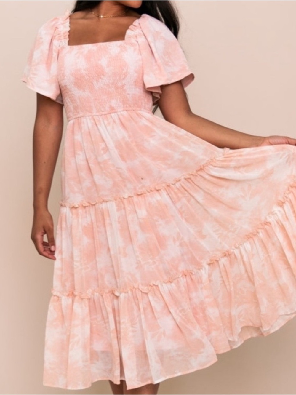Ivy City Co Sweet Tea floral mocked Midi with tie in back.